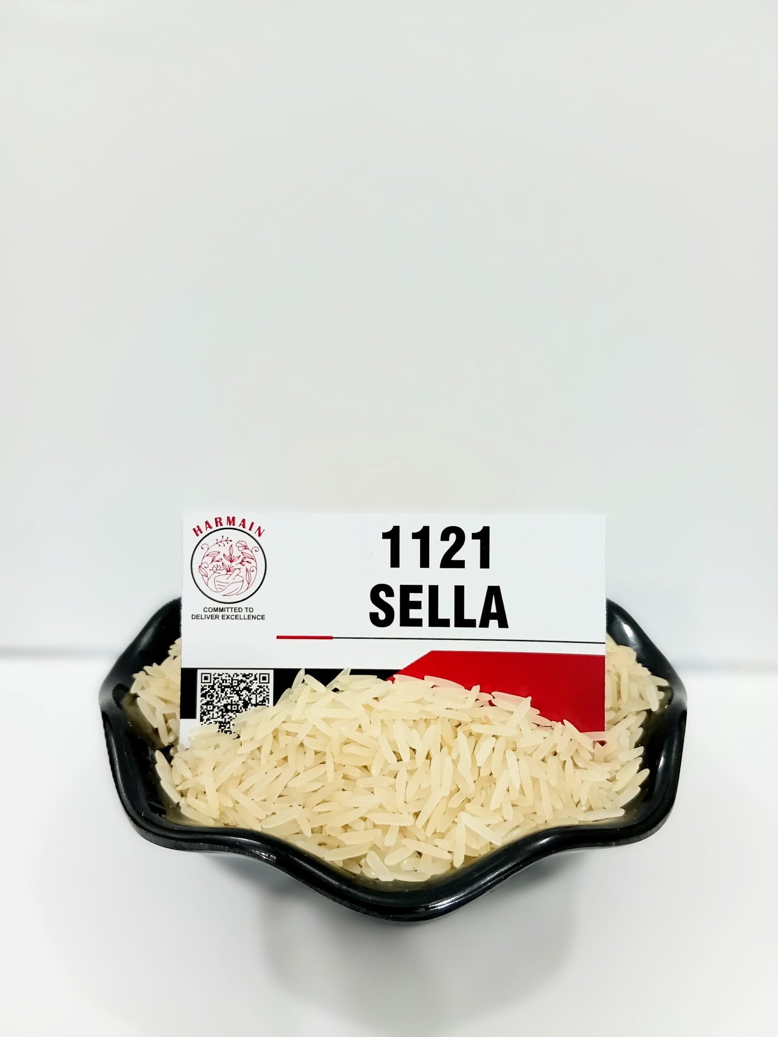1121 Sella Rice - Premium golden parboiled basmati rice from Pakistan in bowl
