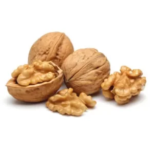 Premium quality walnut kernels and halves from trusted Pakistan walnut exporter Harmain Global for food and retail use